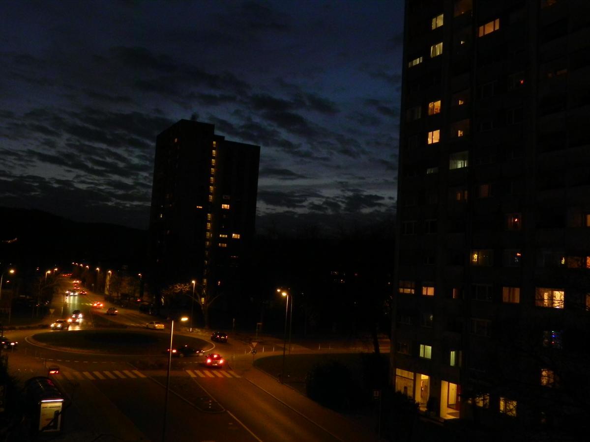 Zys Hotel Wettingen Exteriör bild