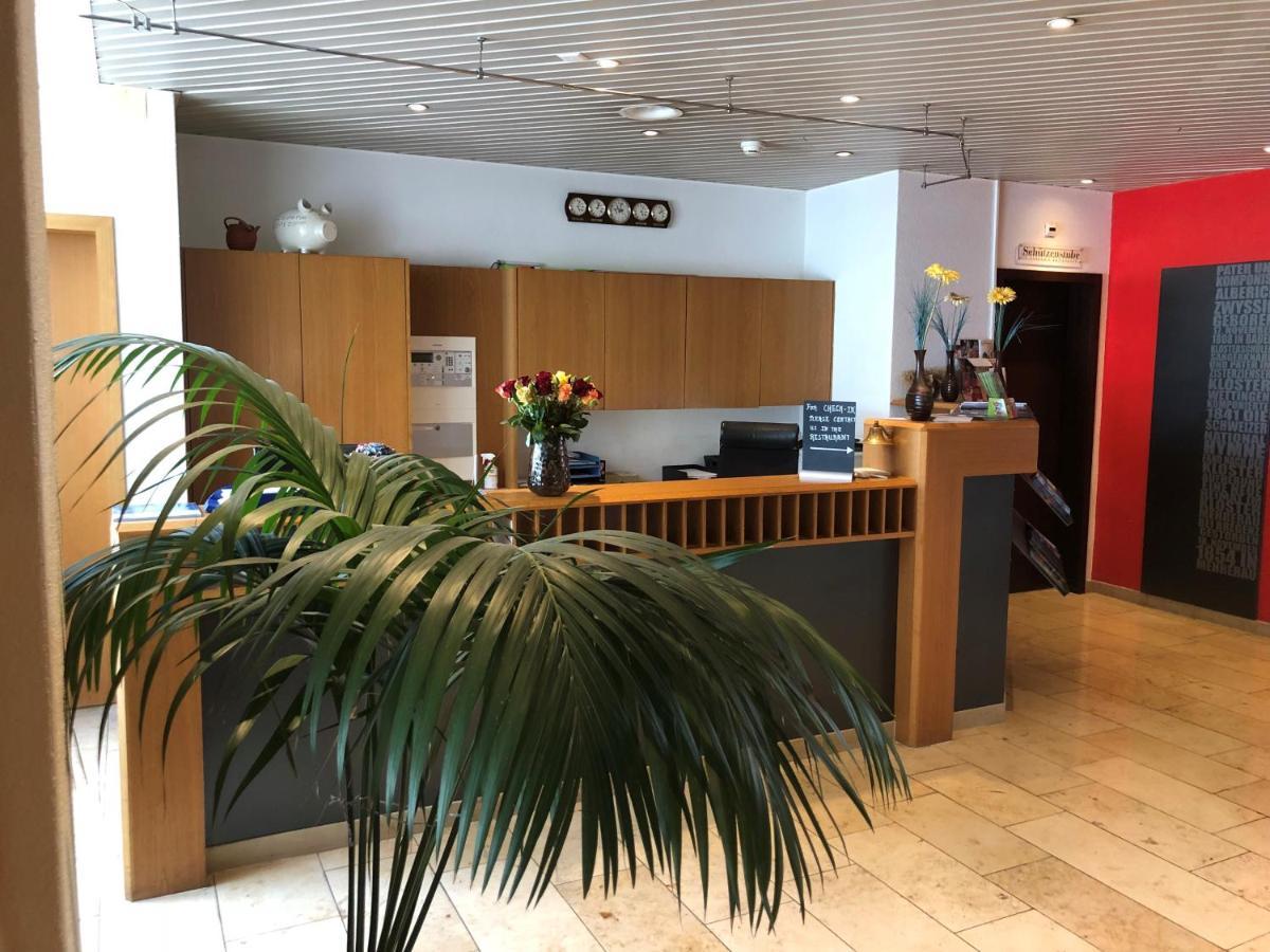 Zys Hotel Wettingen Exteriör bild